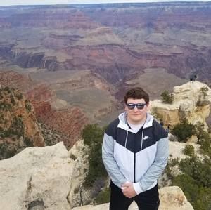 Meet your Posher, Aaron